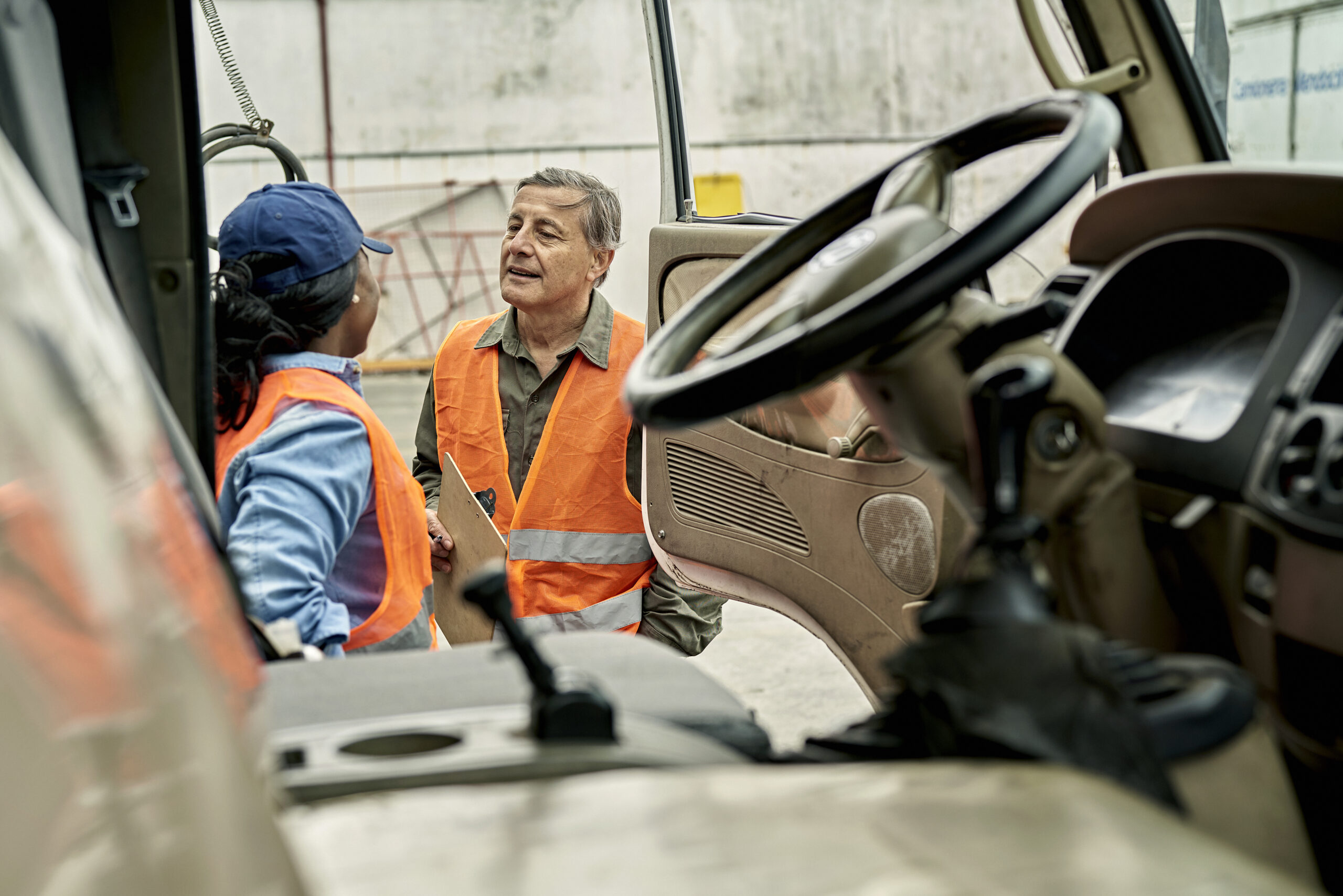 Inspectie van vrachtwagen